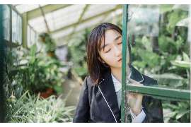标题:不要挽回出轨的女人,为何有时放手是更好的选择 标题:不要挽回出轨的女人,为何有时放手是更好的选择